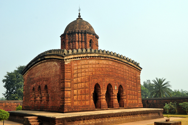 Terracotta Temples,Saree Weaving & Pottery